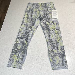 NEW Lululemon Wunder Train HR Crop 23